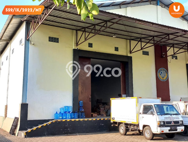 Unit Gudang Dijual di Probolinggo LT 3447m2 & LB 1447m2