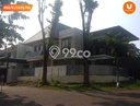 Rumah Mewah Dijual LT 598m2 di Dukuh Pakis, Surabaya
