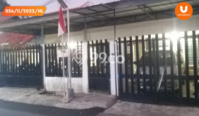 Jual Rumah Mewah Elegan Dengan View Eksklusif di Darmo Permai, Surabaya